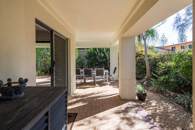 32 Beachside Way