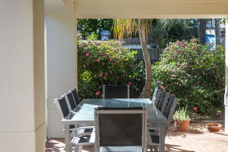 32 Beachside Way