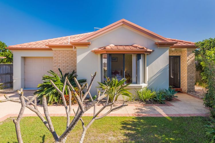 Oceania Cottage