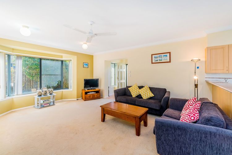 Oceania Cottage