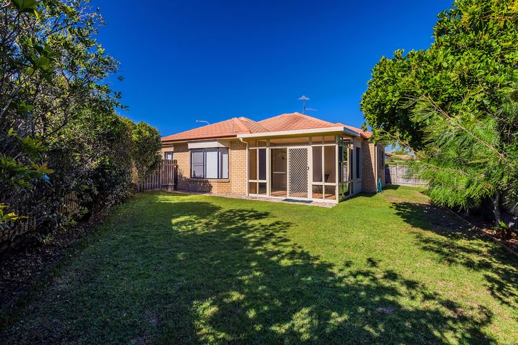 Oceania Cottage