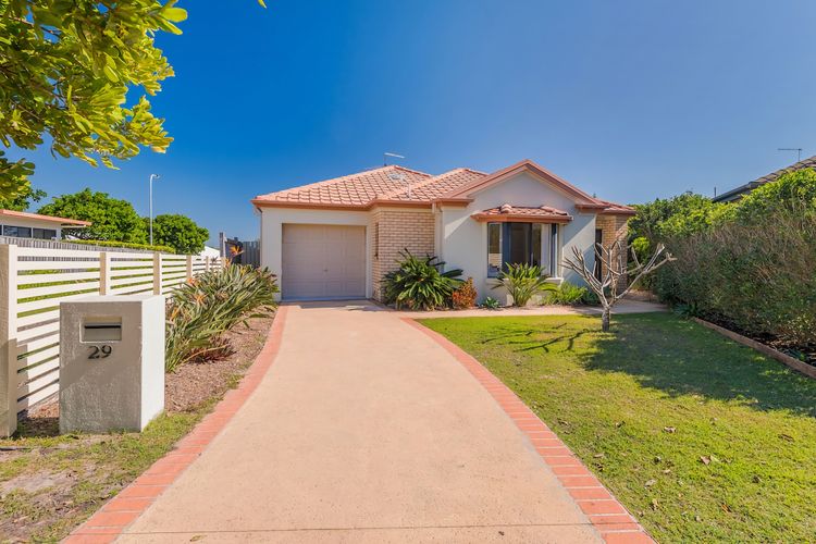 Oceania Cottage