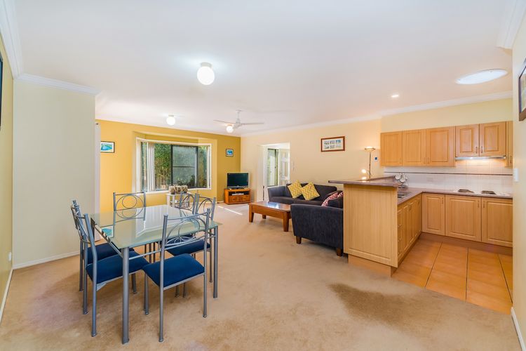 Oceania Cottage