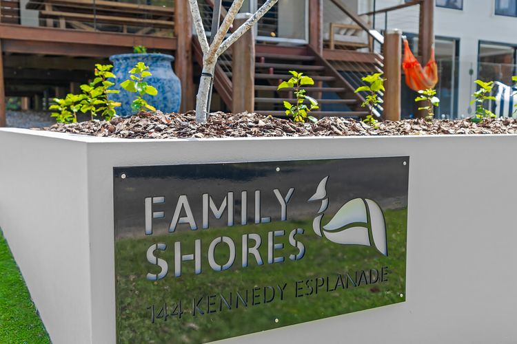 Family Shores