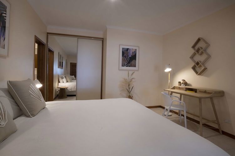 Latitude 17 Suite 2