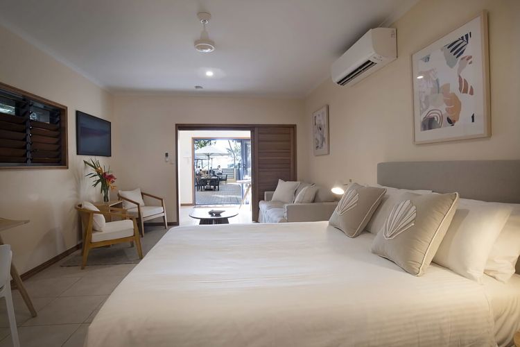 Latitude 17 Suite 3
