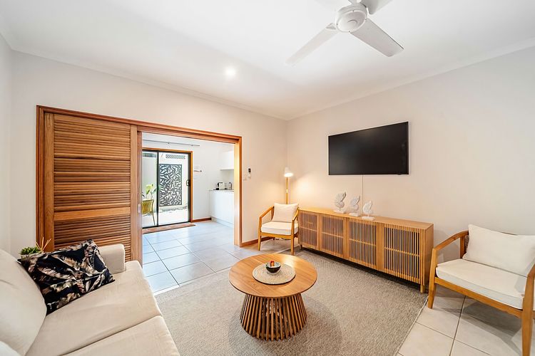 Latitude 17 Suite 4