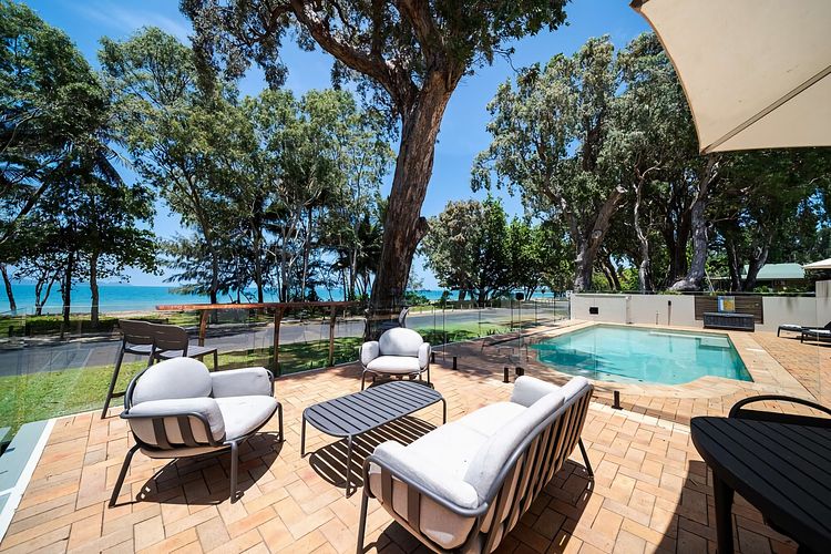 Latitude 17 Suite 4