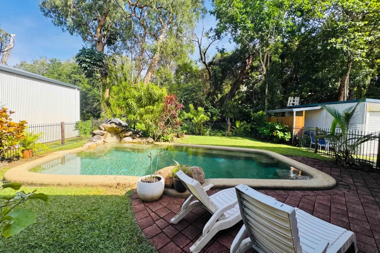 Tropical Retreat on Reid