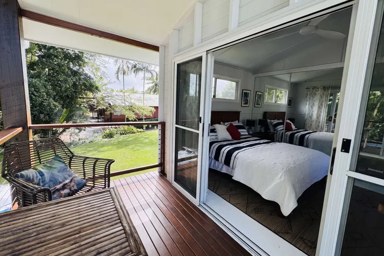 Tropical Retreat on Reid