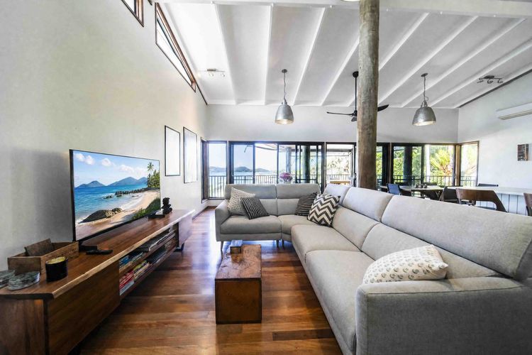 Island Vista Retreat
