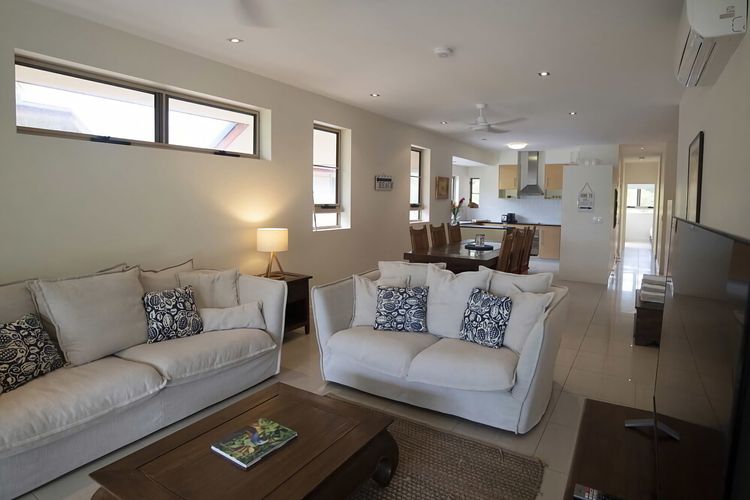 Beach House Apartment No 5