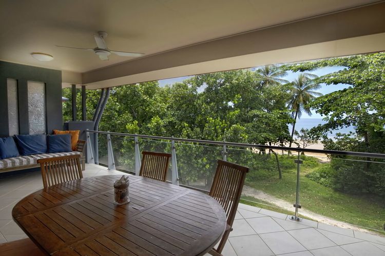 Beach House Apartment No 5