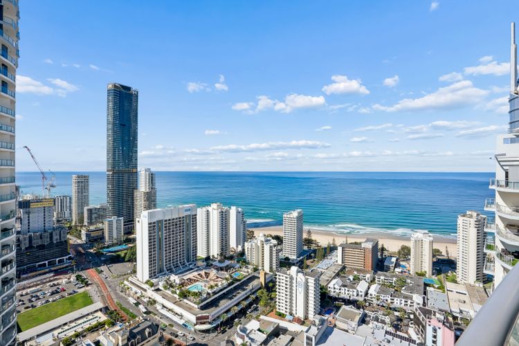 Chevron Renaissance 3 Bedroom Executive Sub Penthouse
