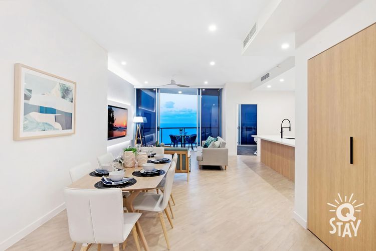 Chevron Renaissance 3383 – 3 Bedroom Executive Sub Penthouse