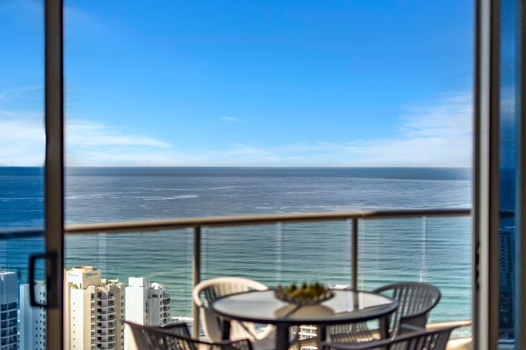 Chevron Renaissance 3 Bedroom Executive Sub Penthouse