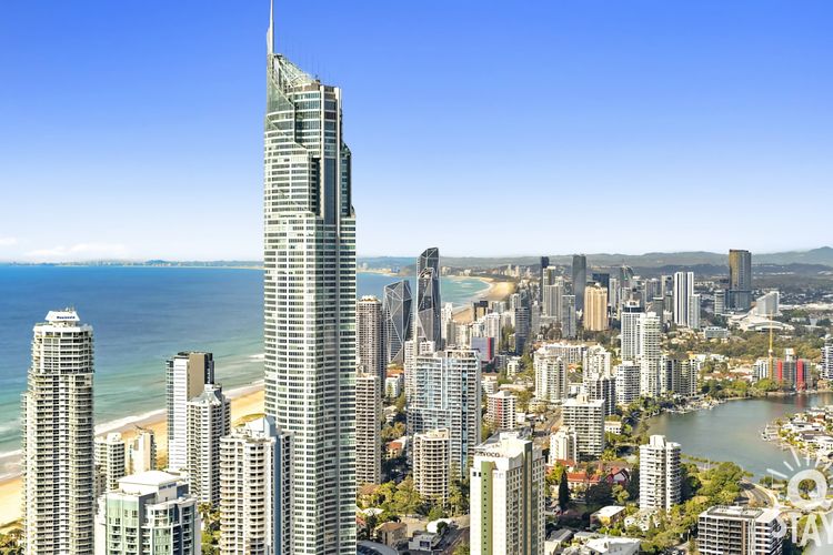 Circle on Cavill 4 Bedroom Stunning Sub Penthouse
