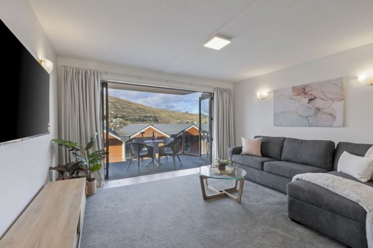 SV 643-4 Frankton Rd - 6 of 25