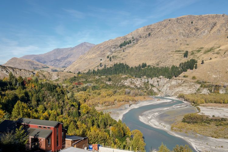 Apt 10a- 1BR Alpine Nook with River Views