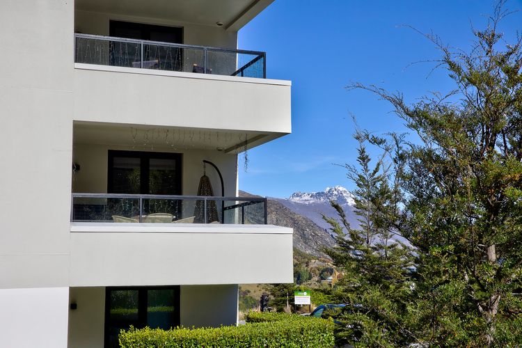 Apt 7- 2BR Alpine Outlook @ Coronet Peak
