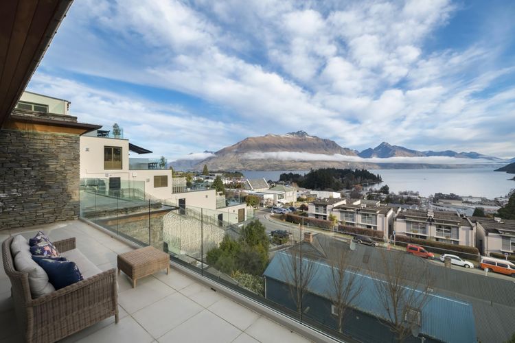 Deck with views from lower bedroom patio