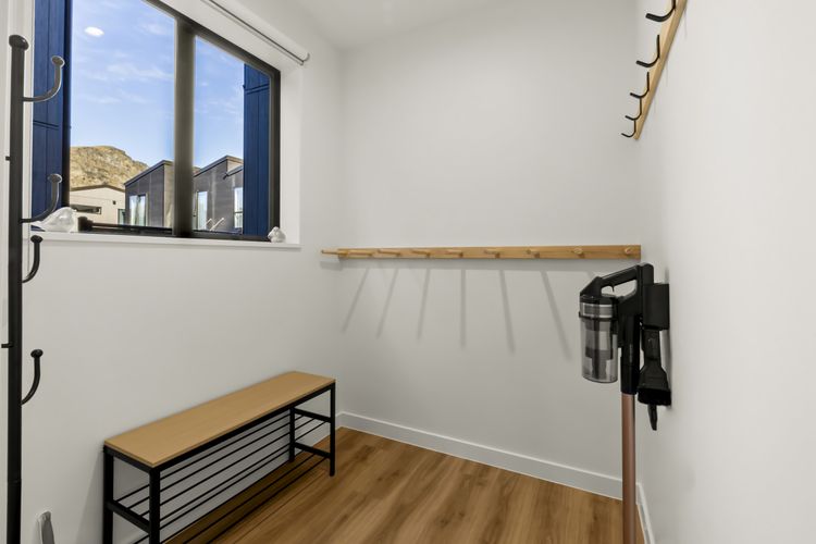 Ski drying room for gear, jacket and boots