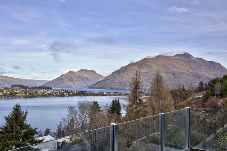 Looking out over Kelvin Heights and down towards Kingston
