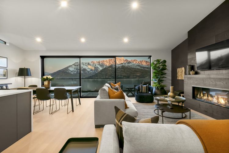 Open plan living with those amazing views