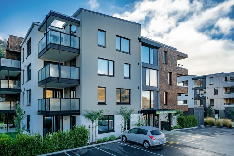 Building B - apt 1 bottom left