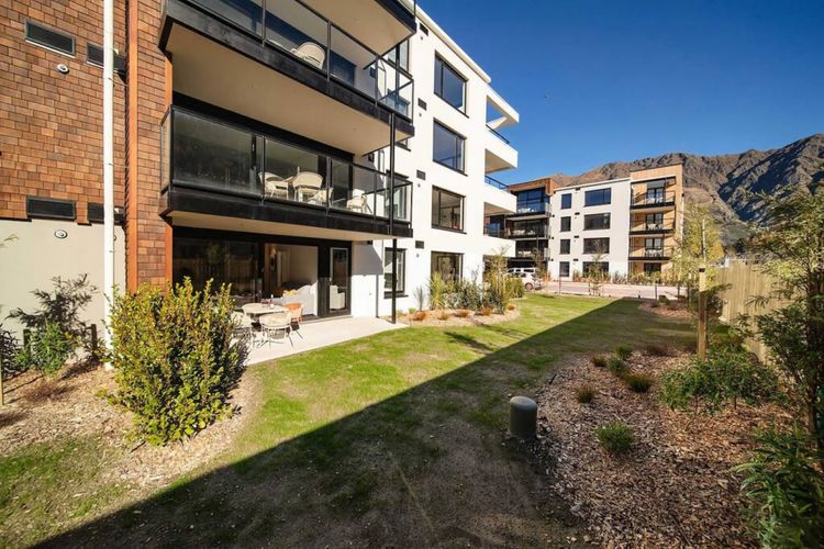 Building Exterior View