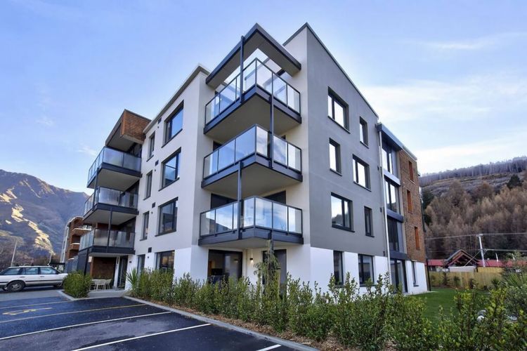 Exterior builing