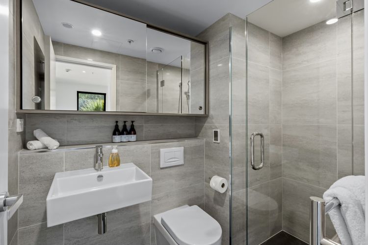 Master Ensuite Bathroom