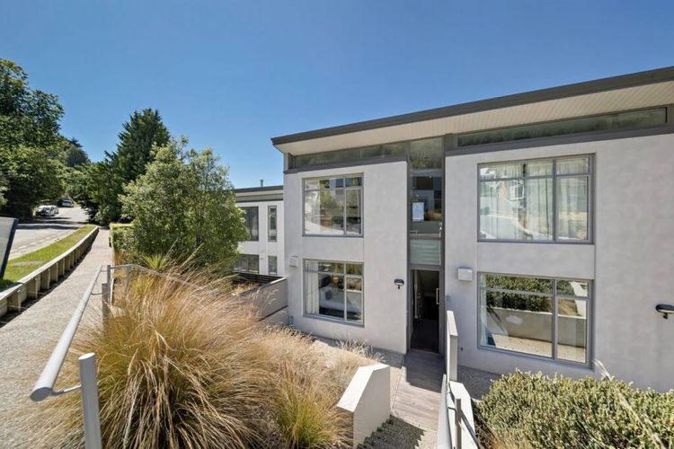 Lomond Crescent access