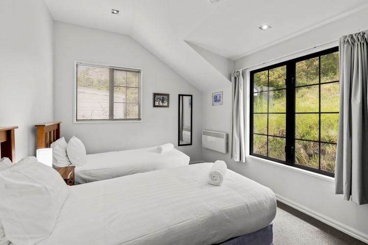 Twin Room - upstairs