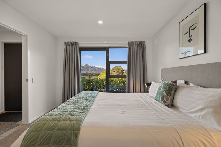 Remarkable Woodsider – family friendly walk to town