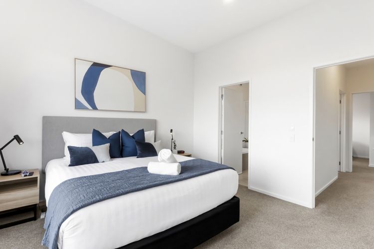 King Upstairs Bedroom