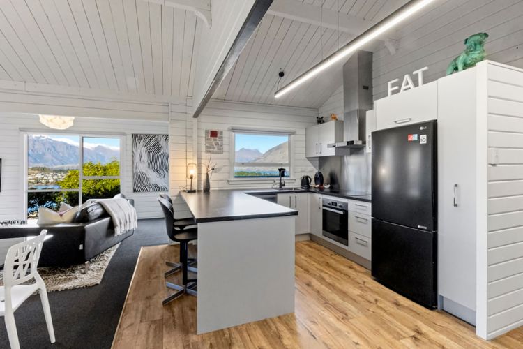 The Sanctuary 2 – Multi-Apartment Retreat