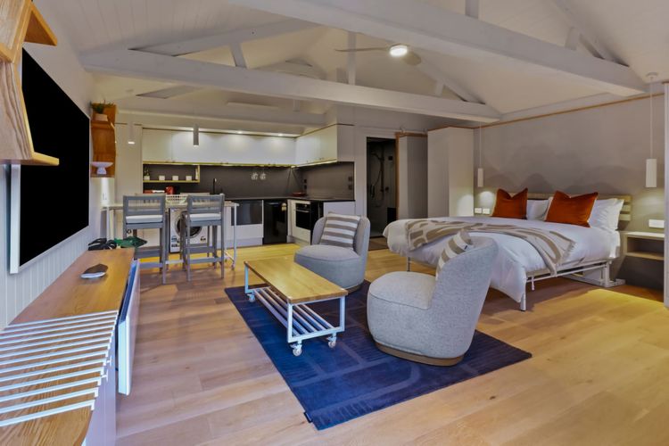 The Sanctuary 2 – Multi-Apartment Retreat