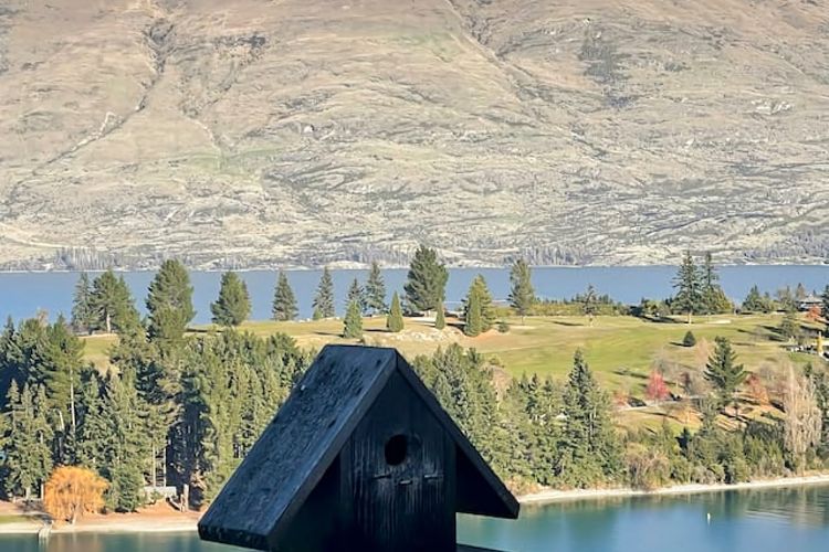 The Sanctuary – 4pax – Lake view