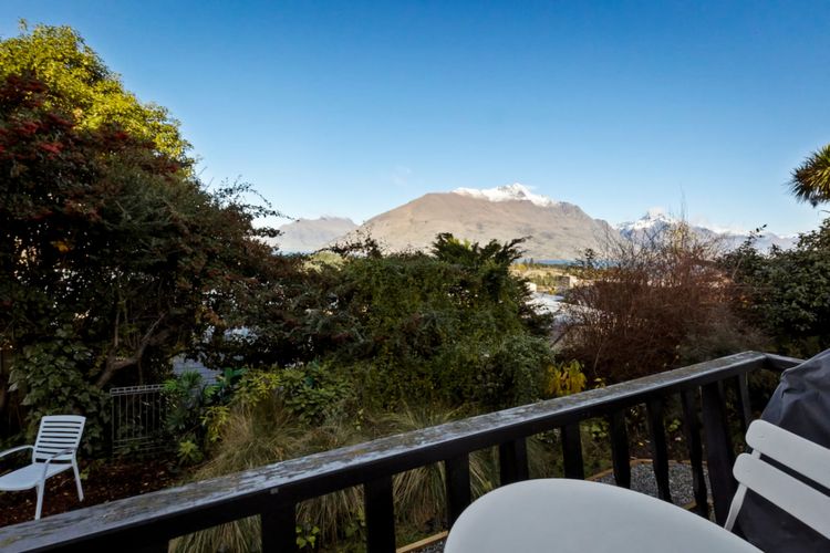 The Alcove – sleeps 4, hot tub