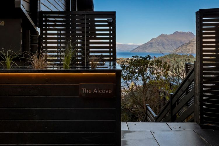 The Alcove – sleeps 4, hot tub