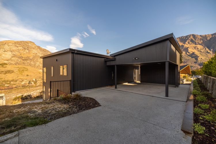 Powder Ridge Alpine Retreat