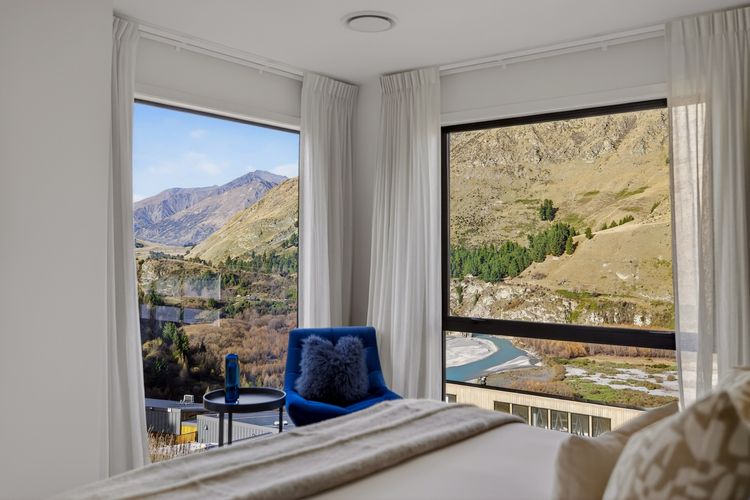 Powder Ridge Alpine Retreat