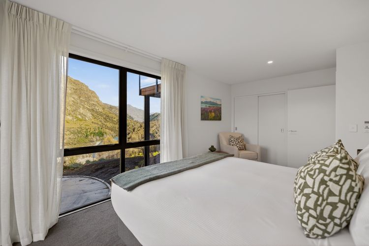 Powder Ridge Alpine Retreat