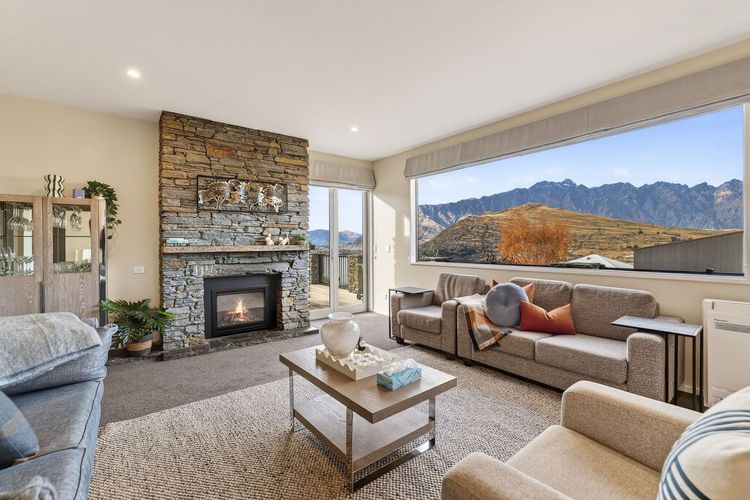 Alpine 75 Estate – Queenstown Hill 7 Bed