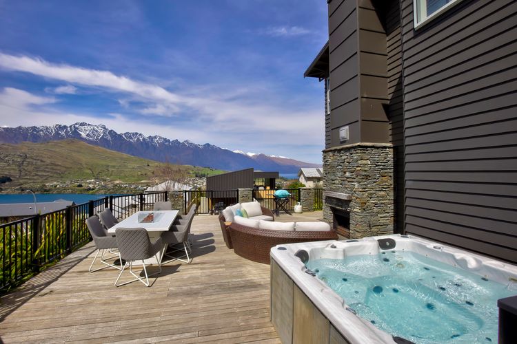 Alpine 75 Estate – Queenstown Hill 7 Bed