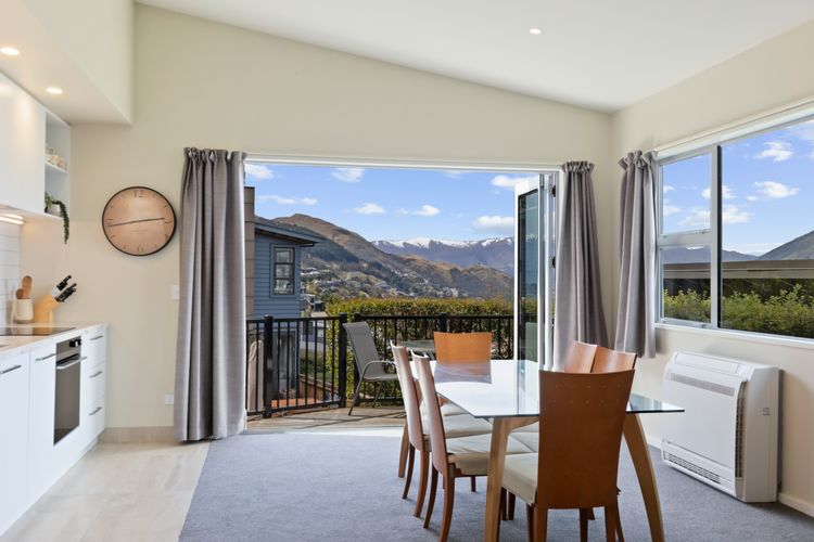 Alpine 75 Estate – Queenstown Hill 7 Bed