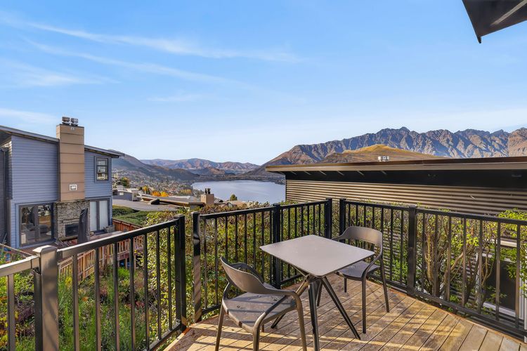Alpine 75 Estate – Queenstown Hill 7 Bed