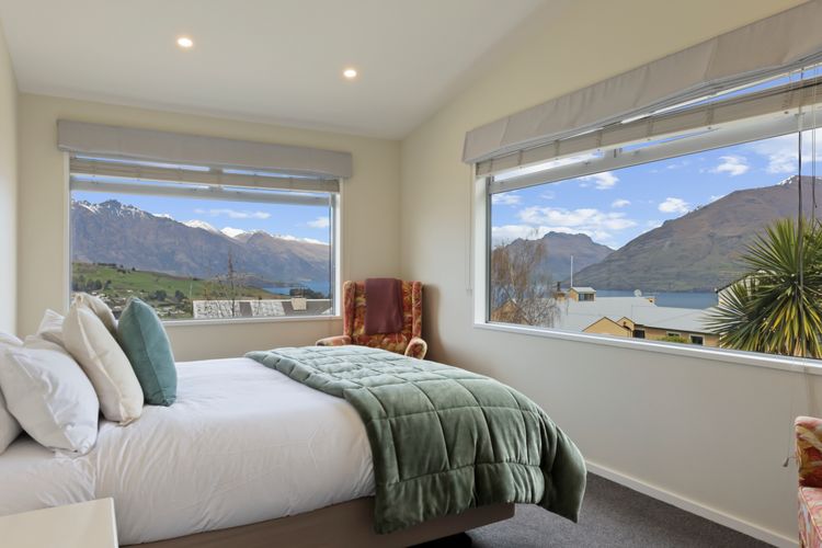 Alpine 75 Estate – Queenstown Hill 7 Bed