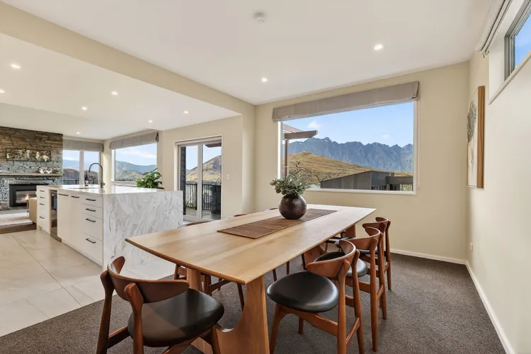Alpine 75 Residence – Queenstown Hill 5 Bed